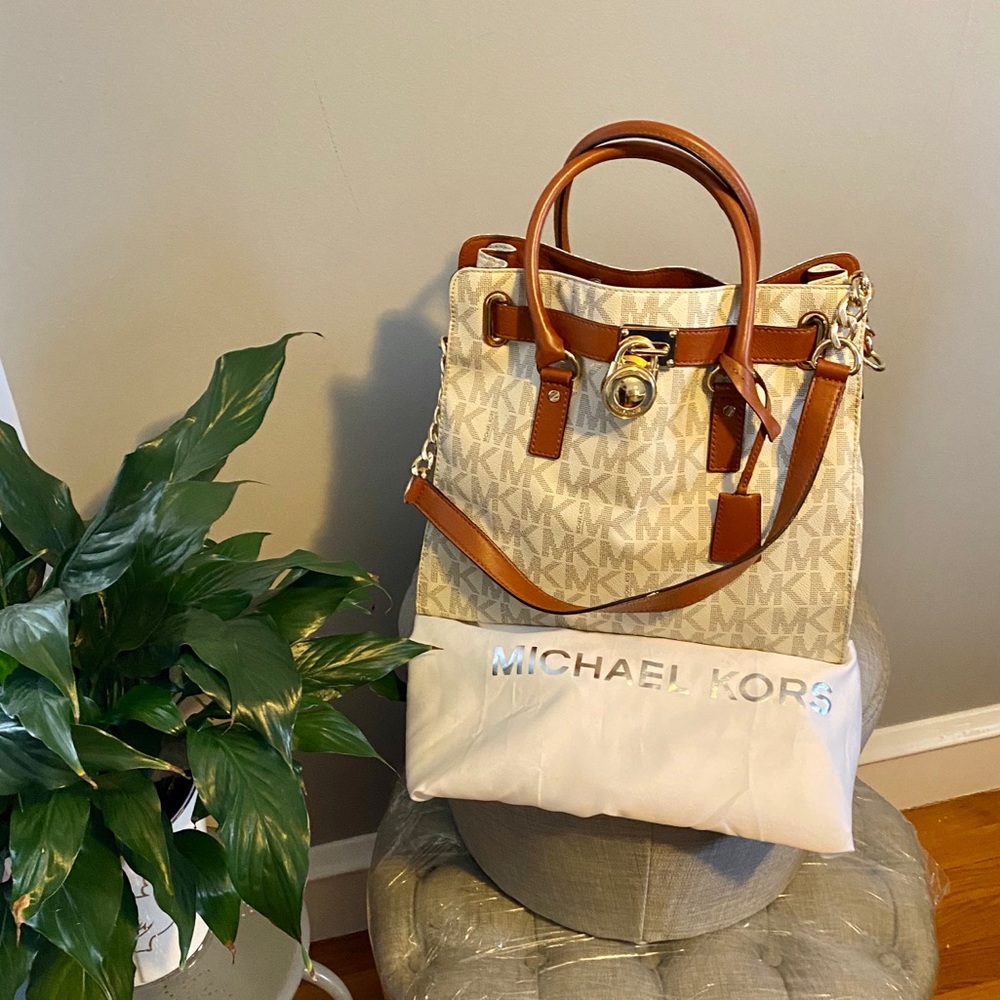 MICHAEL KORS Bag  - Hamilton Lock & Key Satchel